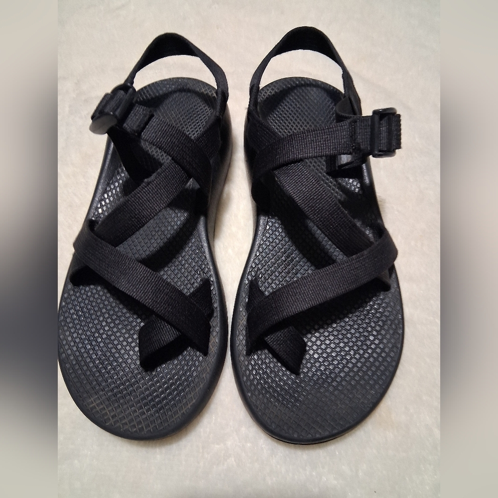 Chaco Black Men's Sandals - Picture 2 of 9